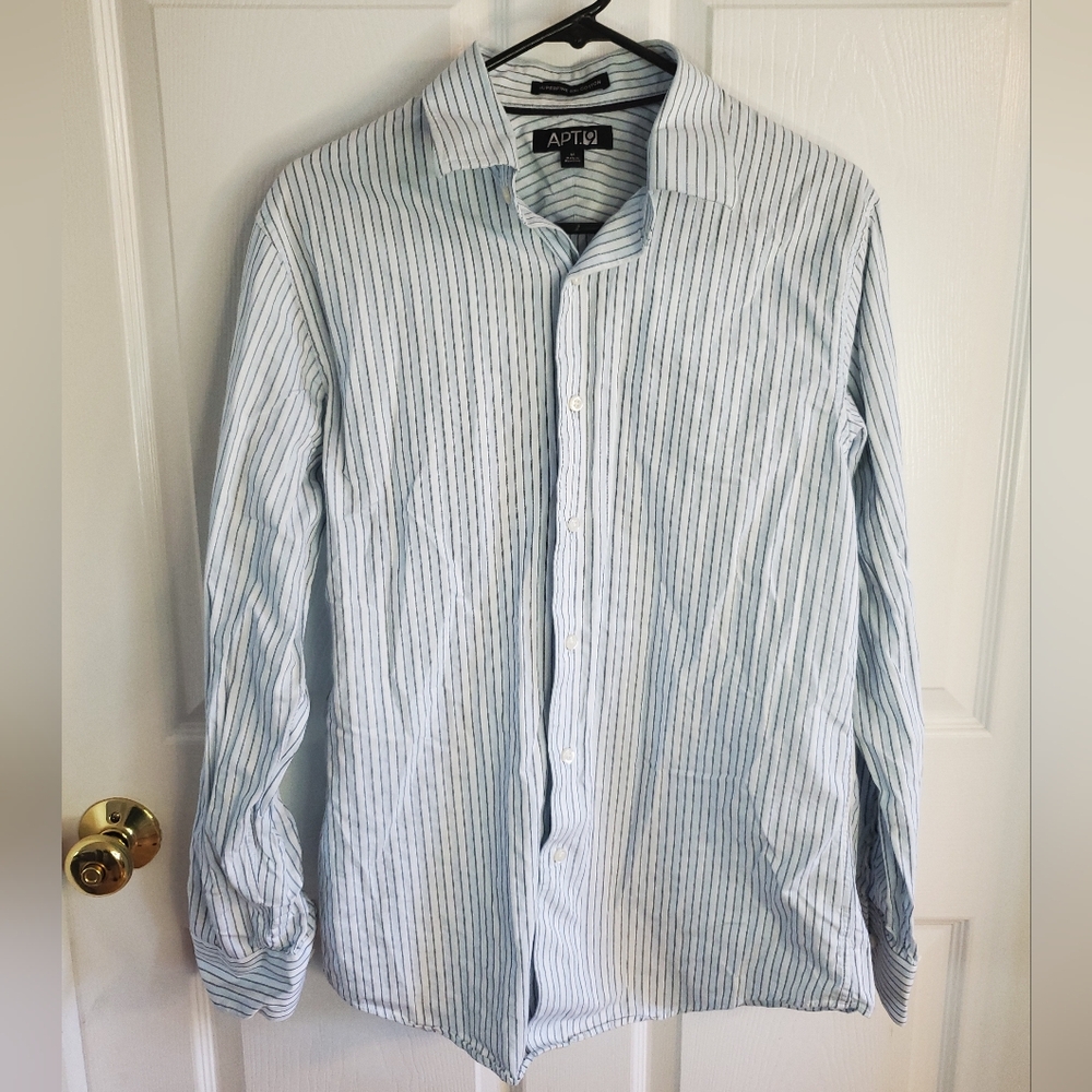 Apt. 9 Men's Light Blue Striped Shirt. Size M. #MP